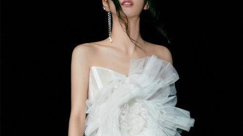 BLACKPINK Jisoo, Million Seller Notice… Baekhyun of EXO, Jin of BTS - Shopping Around the World with Goodsnjoy