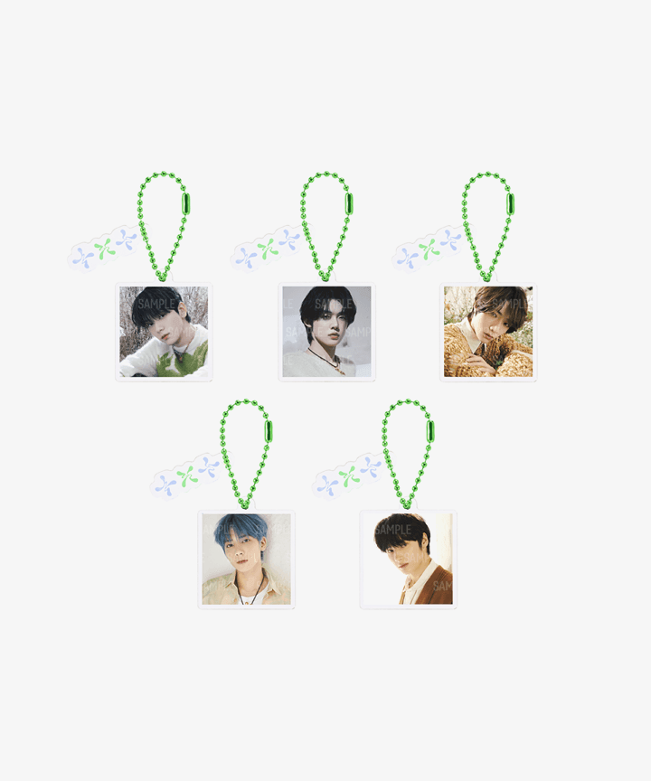 [PRE-ORDER] TOMORROW X TOGETHER ACRYLIC KEYRING DESIRE Ver. - Shopping Around the World with Goodsnjoy